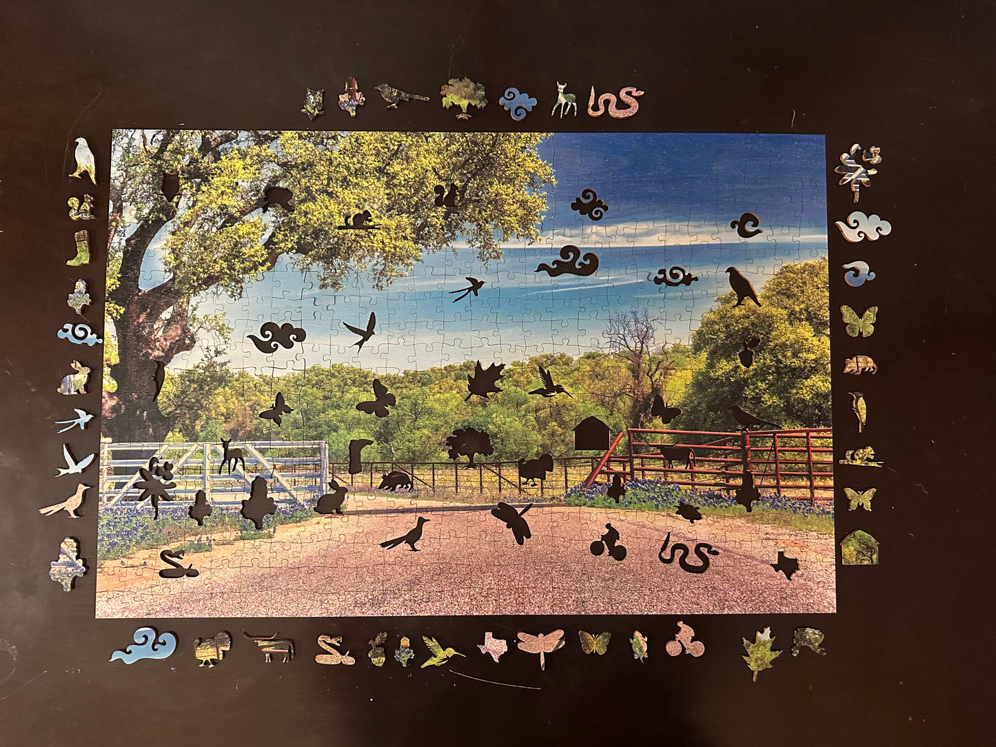 Willow City Loop | Country Puzzle | 250, 500, 1000 Pieces